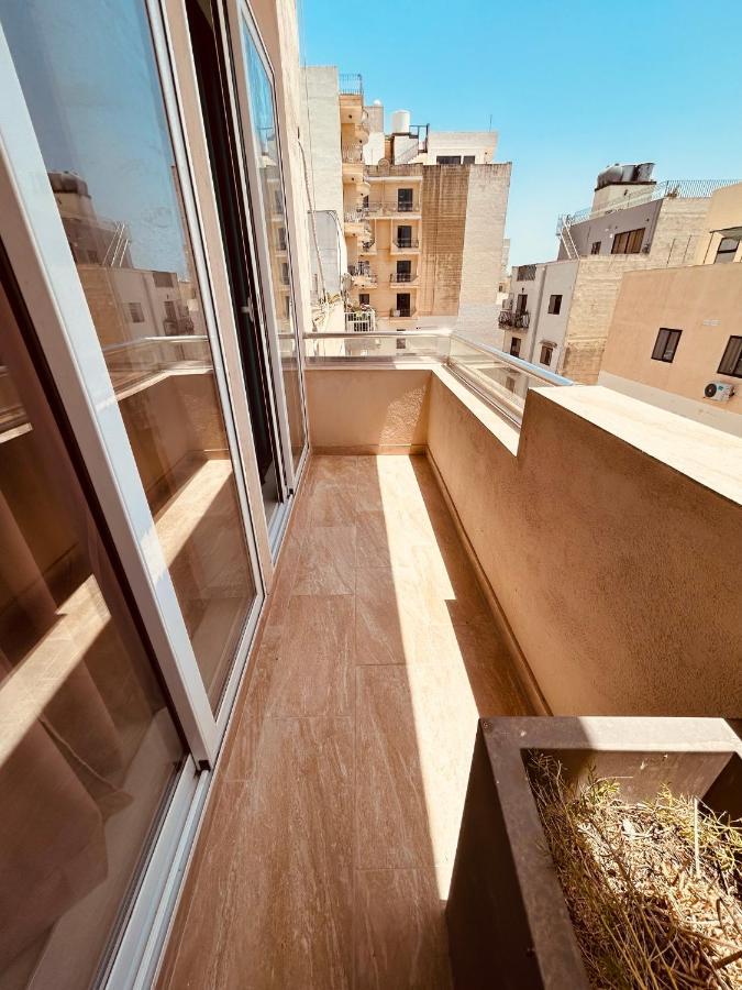 Hillview Duplex Penthouse Apartment St. Paul's Bay Exterior photo