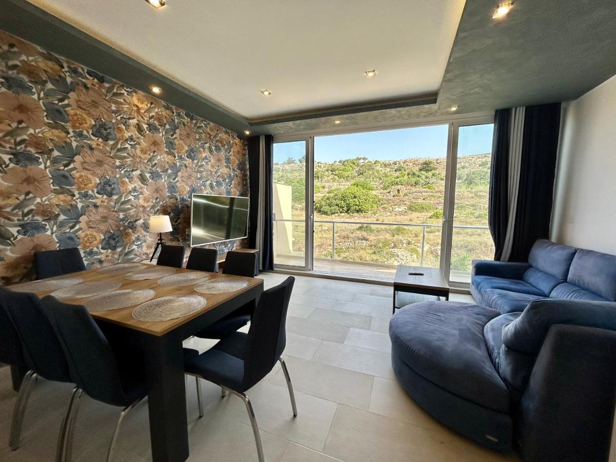 Hillview Duplex Penthouse Apartment St. Paul's Bay Exterior photo
